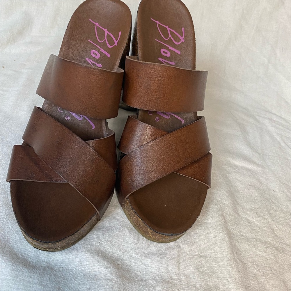 Blowfish Hiro brown wedge sandals